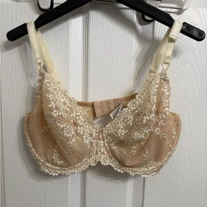 Wacoal Lace Underwire Bra 38DD Nude Sheer Floral Romantic 65191 embrace lace